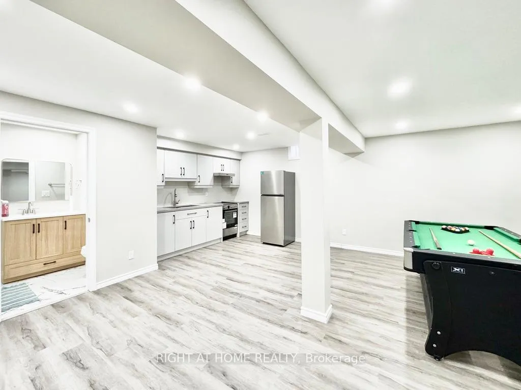 Photo 18 of 17 Periwinkle Road, Springwater, Midhurst — HOMEH