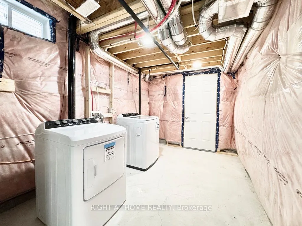 Photo 20 of 17 Periwinkle Road, Springwater, Midhurst — HOMEH