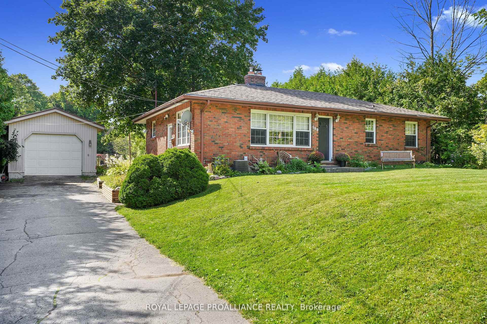 Photo 7 of 560 Carnegie Avenue, Selwyn — HOMEH