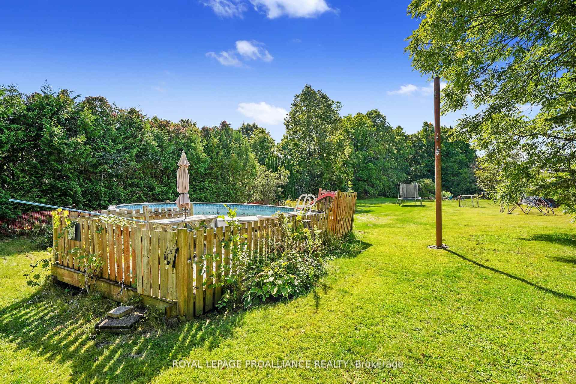 Photo 13 of 560 Carnegie Avenue, Selwyn — HOMEH