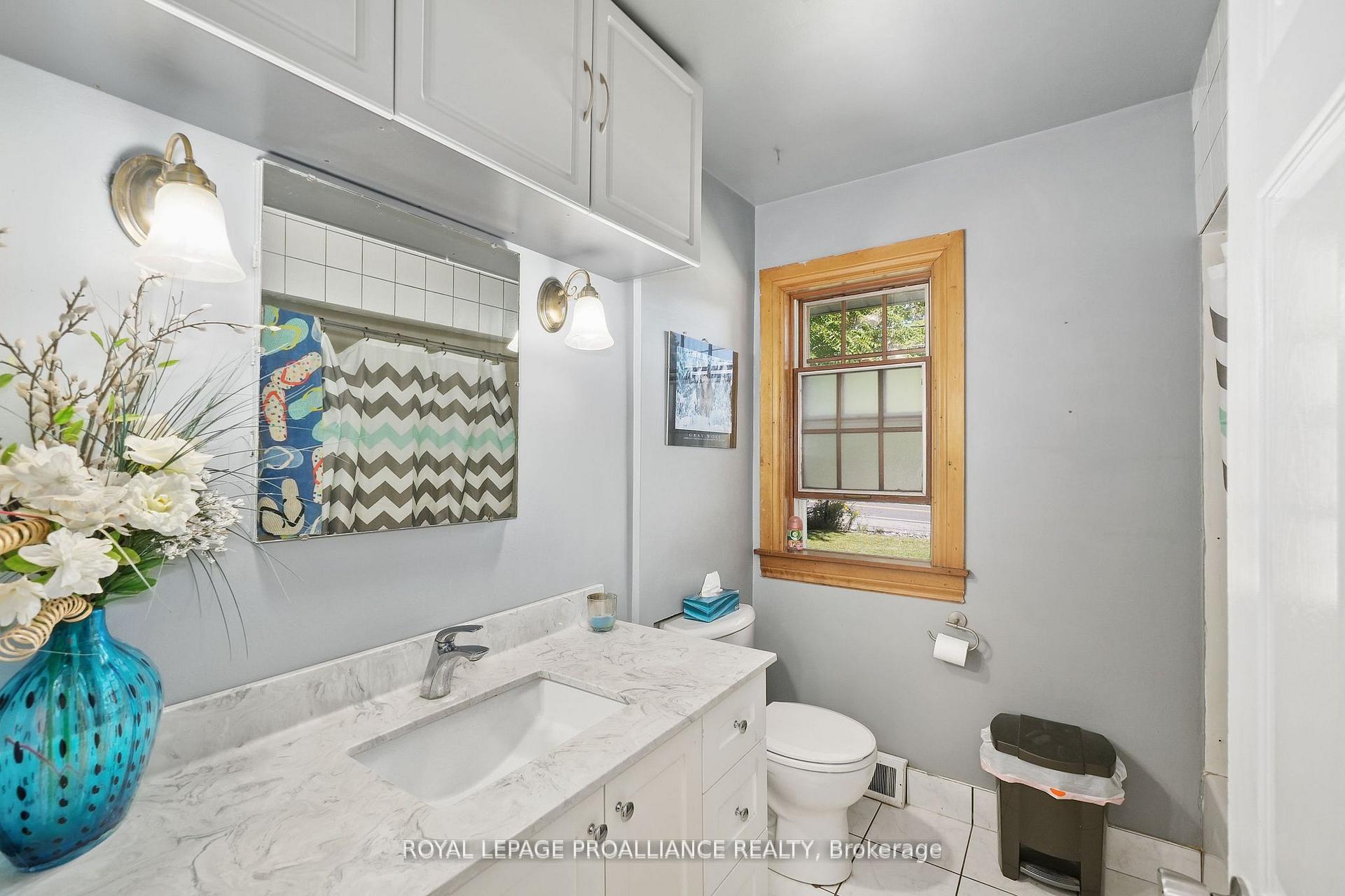 Photo 20 of 560 Carnegie Avenue, Selwyn — HOMEH