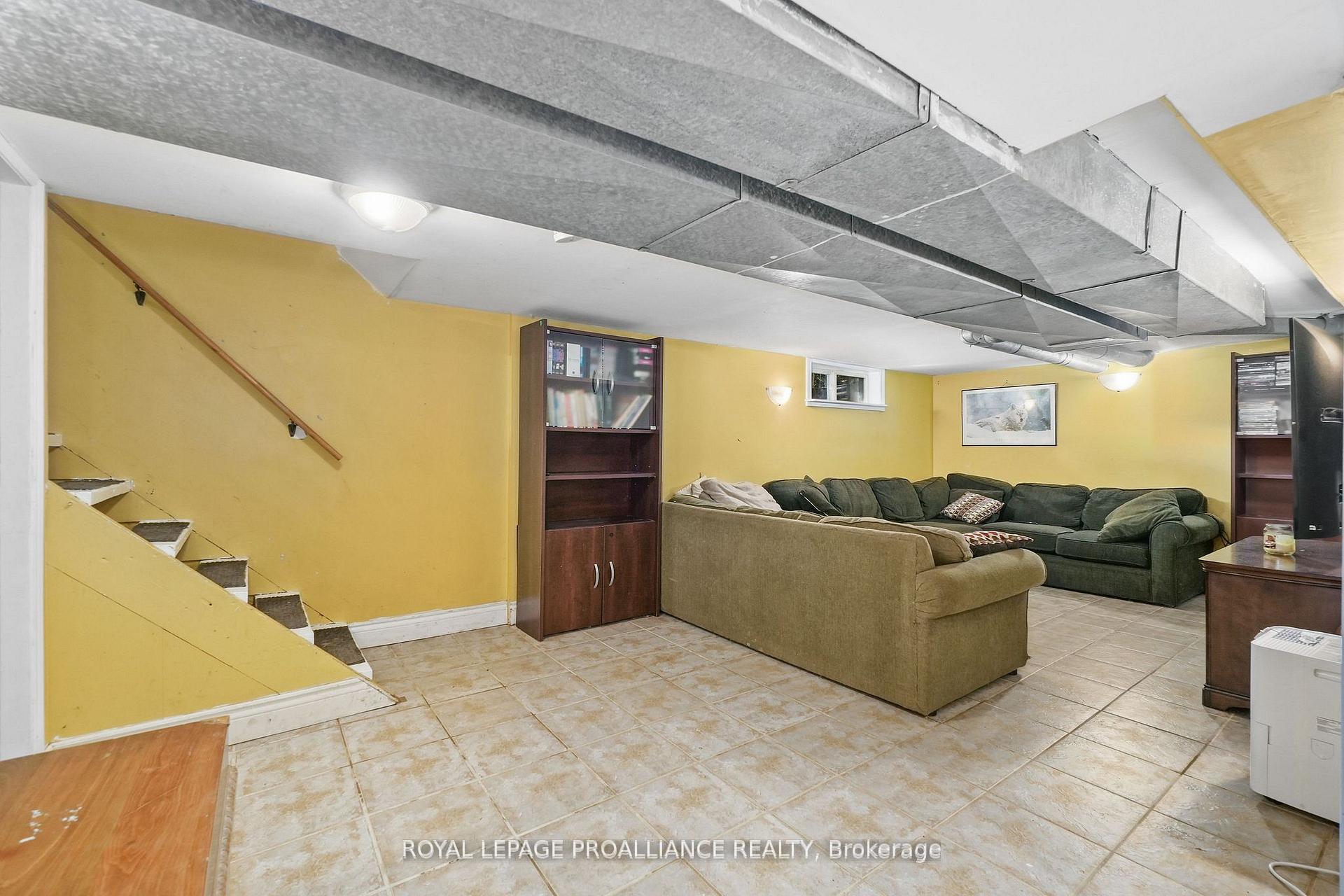 Photo 26 of 560 Carnegie Avenue, Selwyn — HOMEH