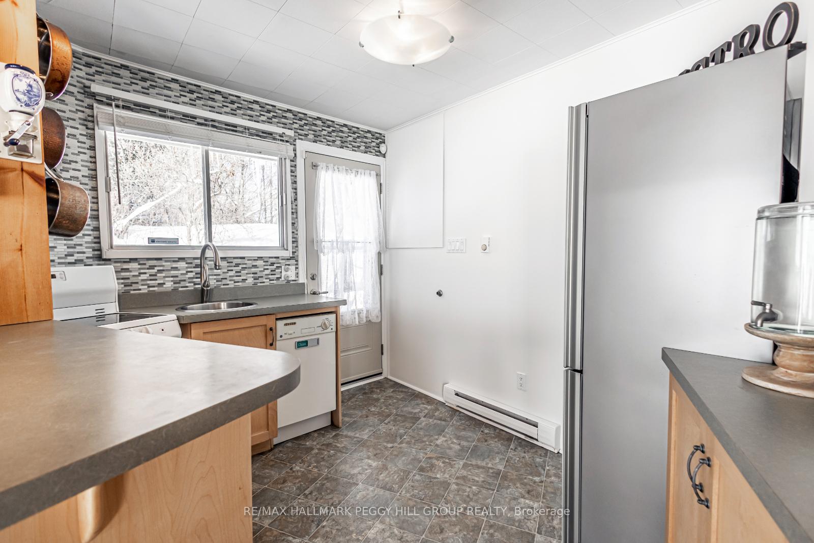 Photo 10 of 3466 Grayshott Drive, Severn, West Shore — HOMEH