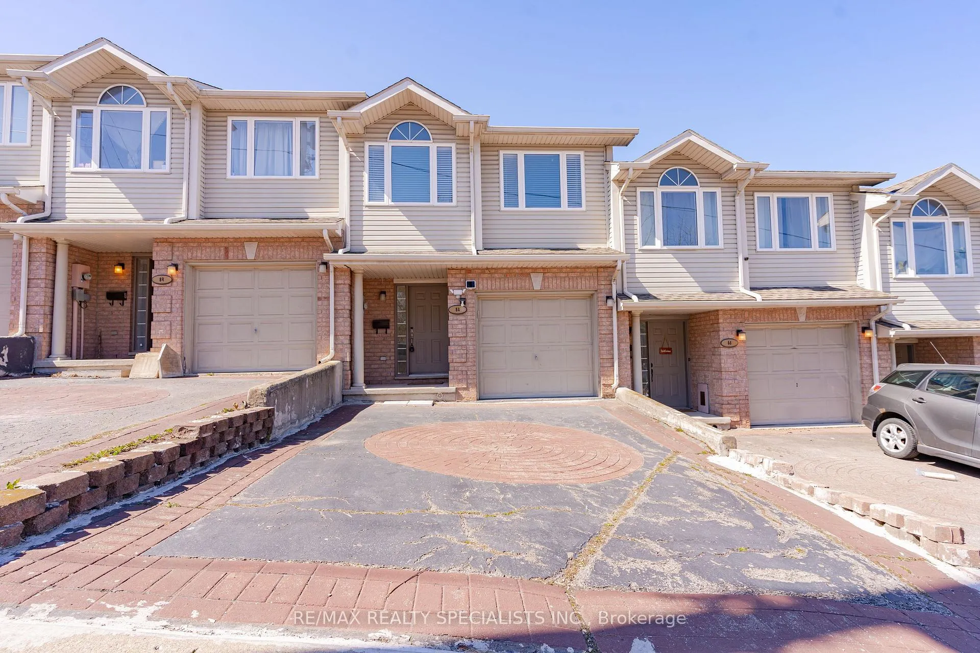 Front of 8A Hainer Street