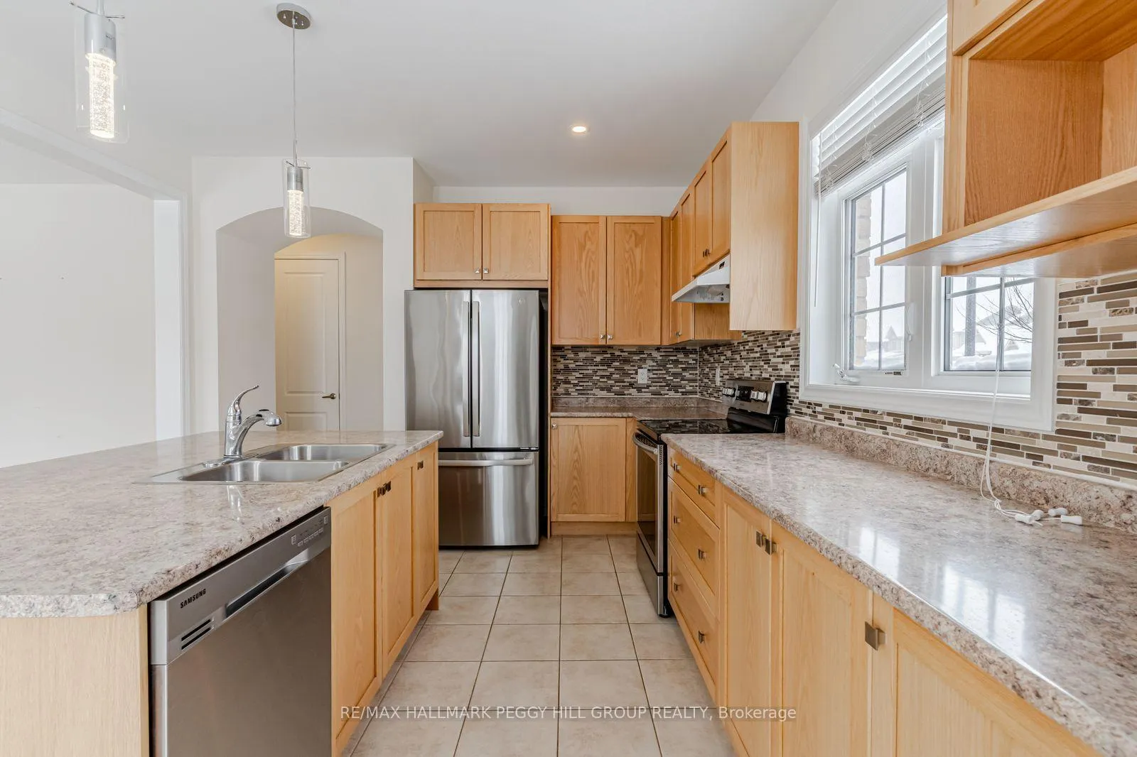 Photo 4 of Unit Upper, 58 Oliver's Mill Road, Springwater, Centre Vespra — HOMEH