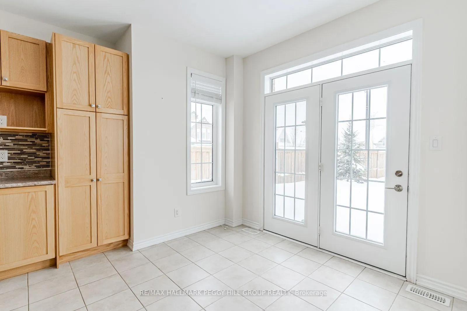 Photo 6 of Unit Upper, 58 Oliver's Mill Road, Springwater, Centre Vespra — HOMEH