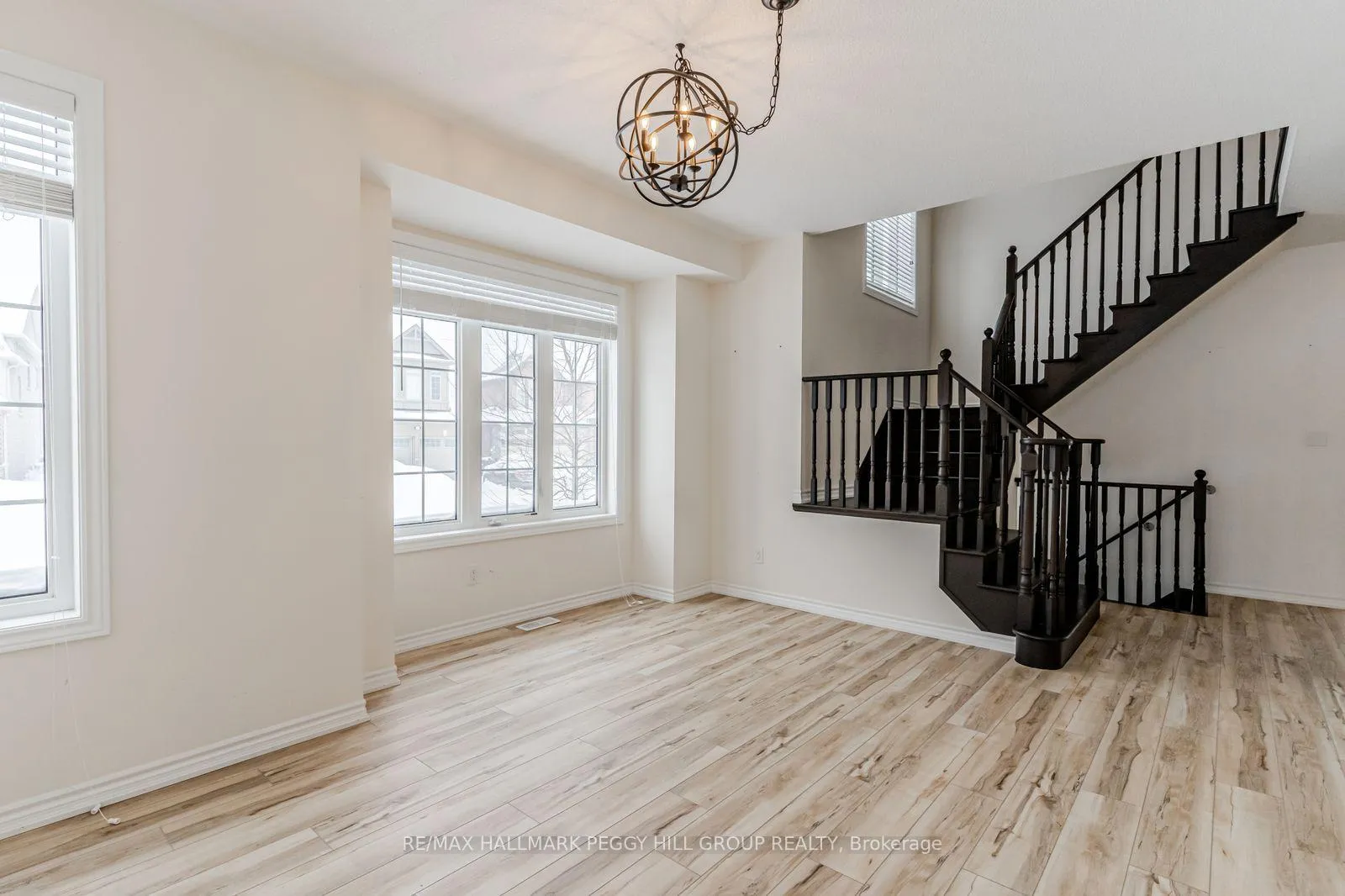 Photo 7 of Unit Upper, 58 Oliver's Mill Road, Springwater, Centre Vespra — HOMEH