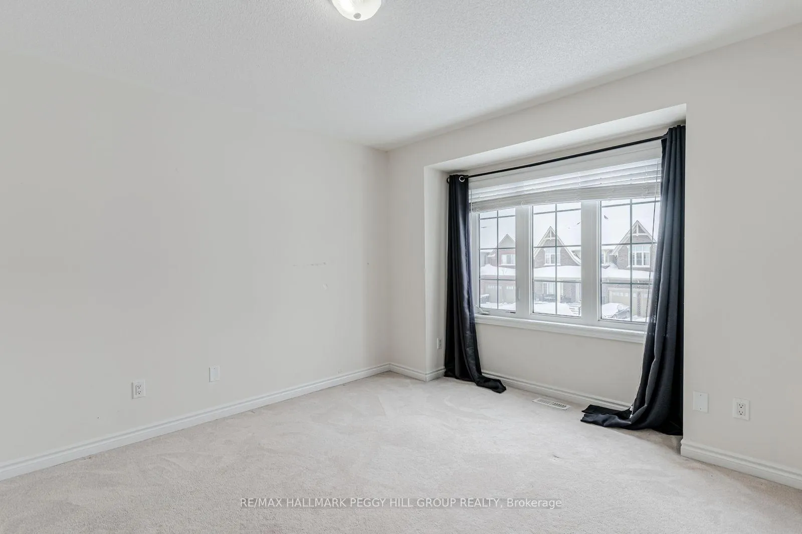 Photo 12 of Unit Upper, 58 Oliver's Mill Road, Springwater, Centre Vespra — HOMEH