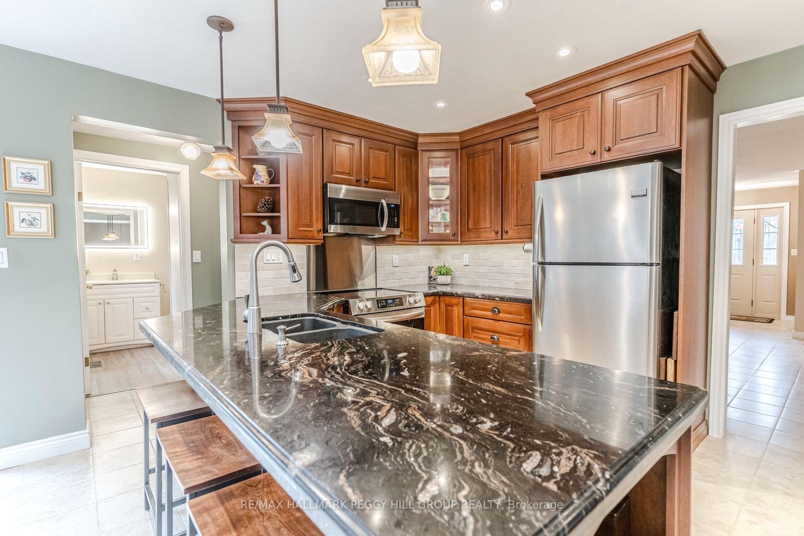 Photo 9 of 1311 Snow Valley Road, Springwater, Midhurst — HOMEH