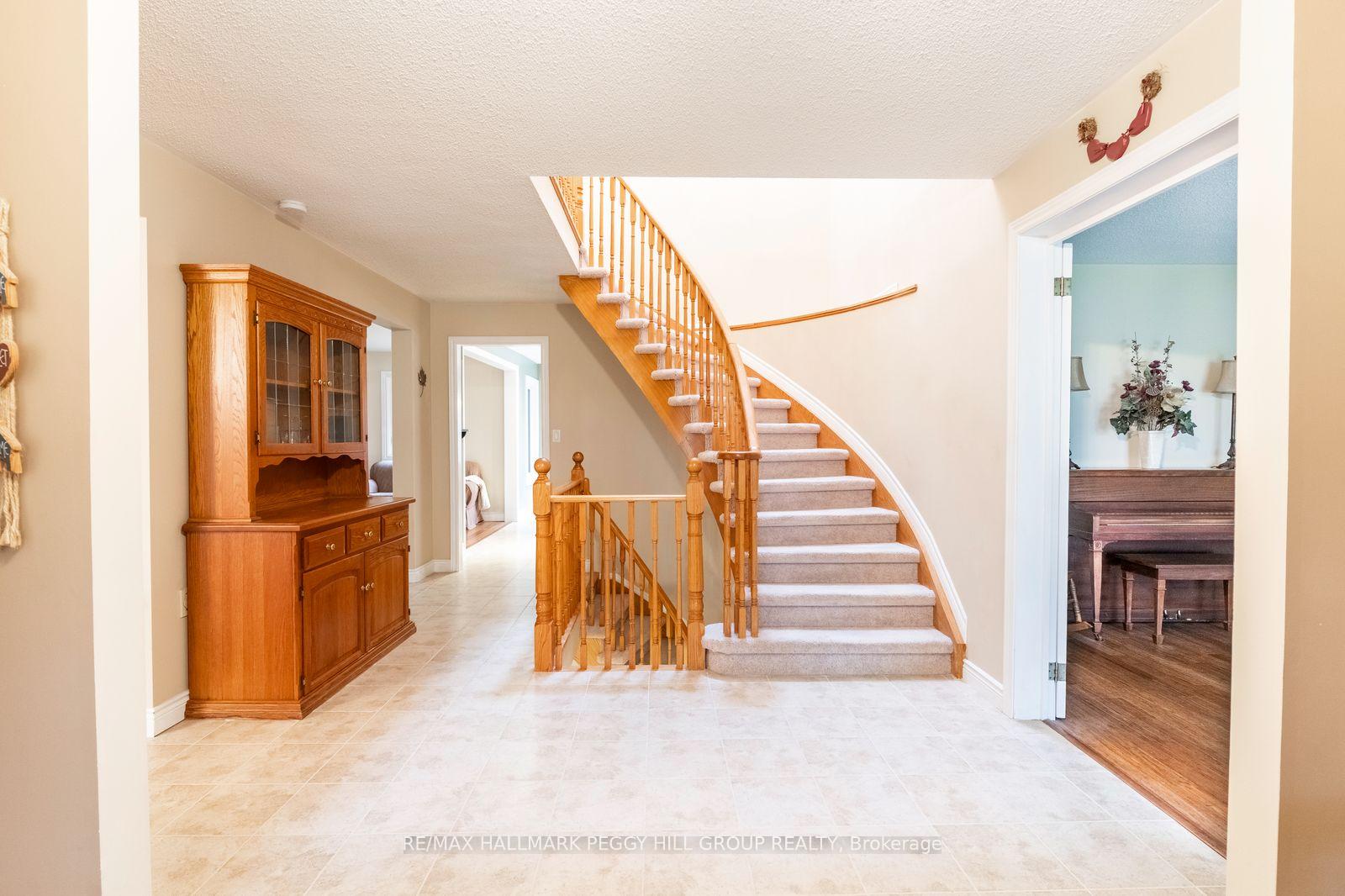 Photo 12 of 1311 Snow Valley Road, Springwater, Midhurst — HOMEH
