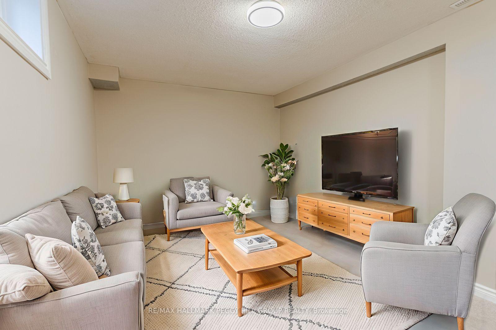 Photo 22 of 1311 Snow Valley Road, Springwater, Midhurst — HOMEH