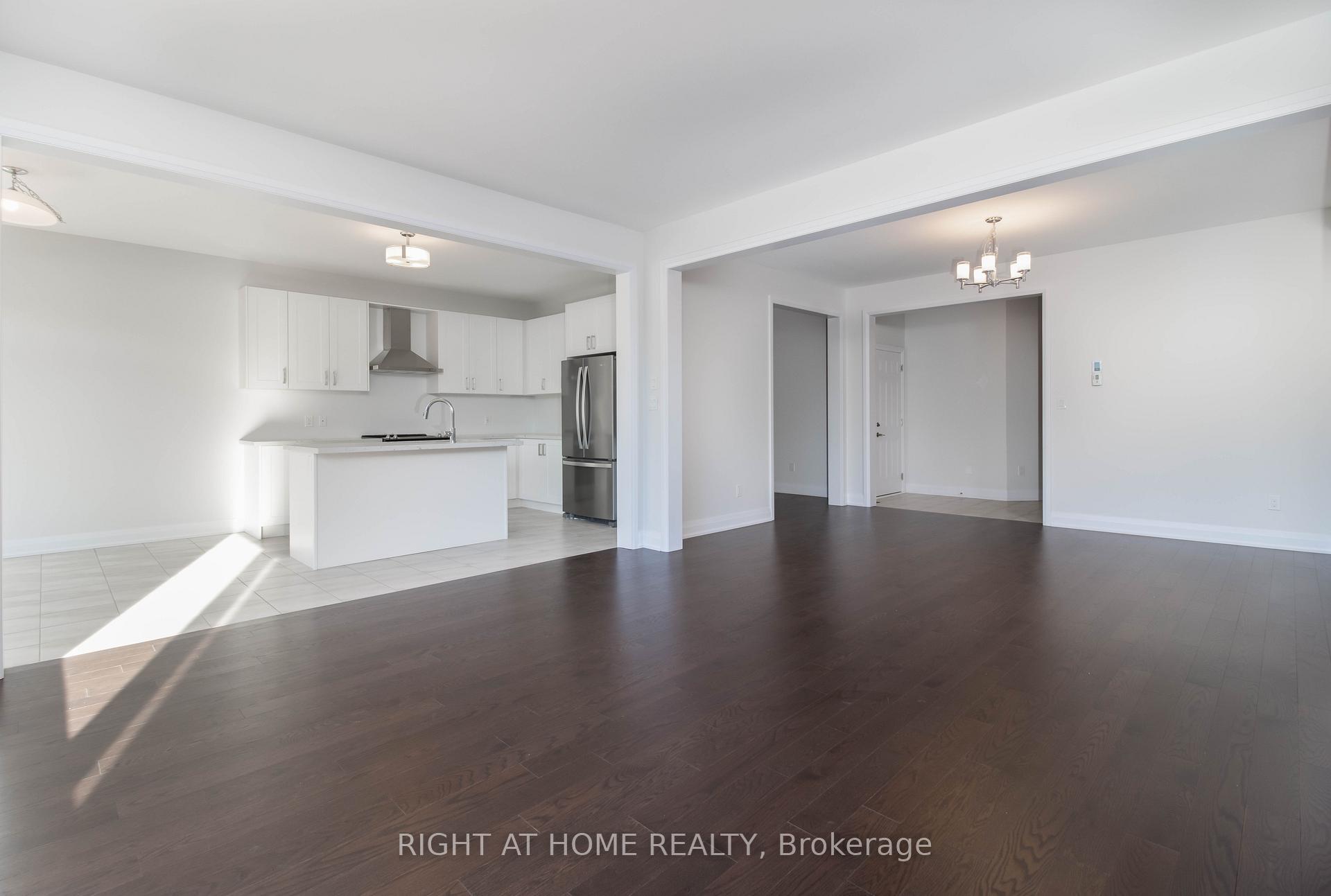 Photo 9 of 6 Periwinkle Road, Springwater, Midhurst — HOMEH