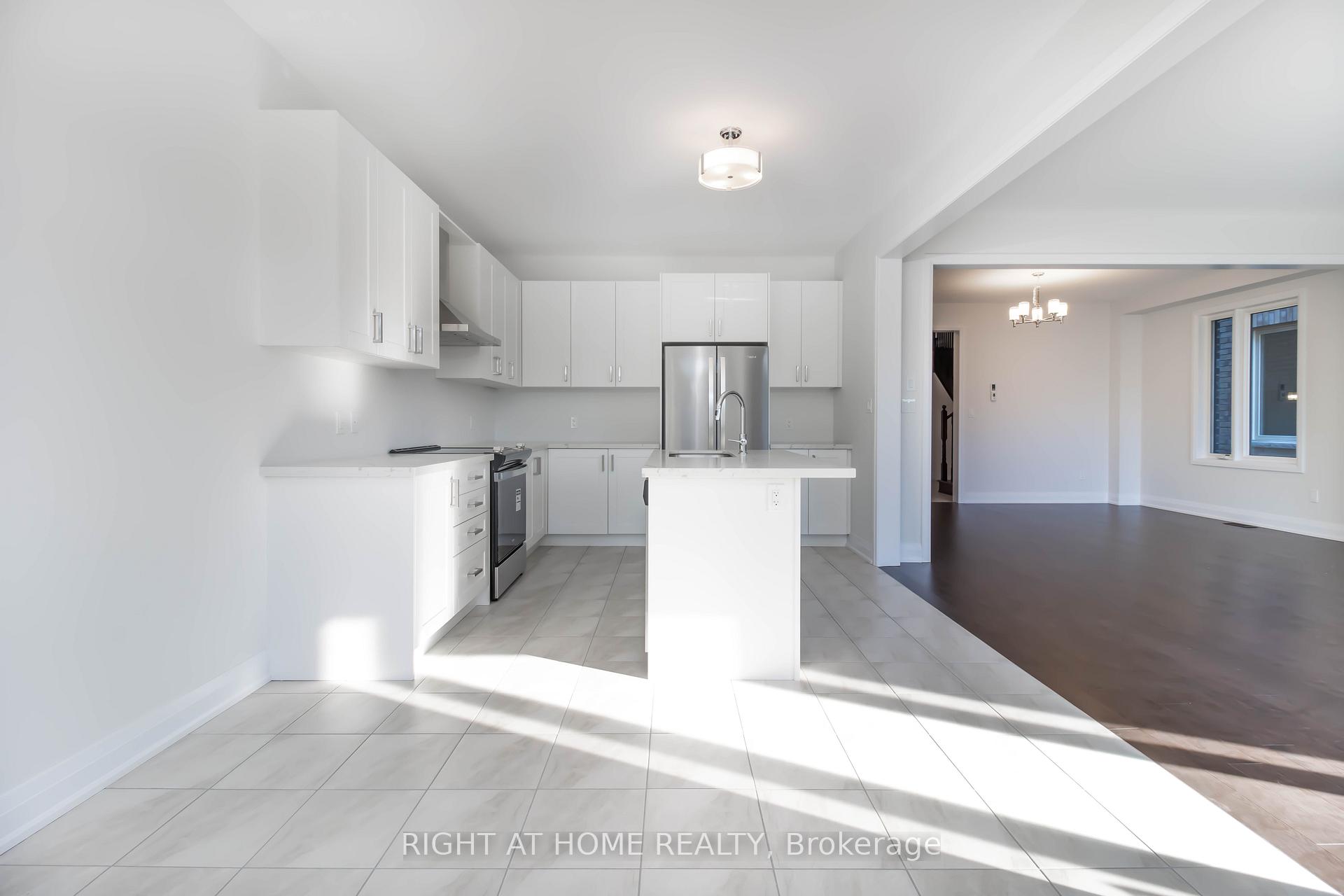 Photo 13 of 6 Periwinkle Road, Springwater, Midhurst — HOMEH