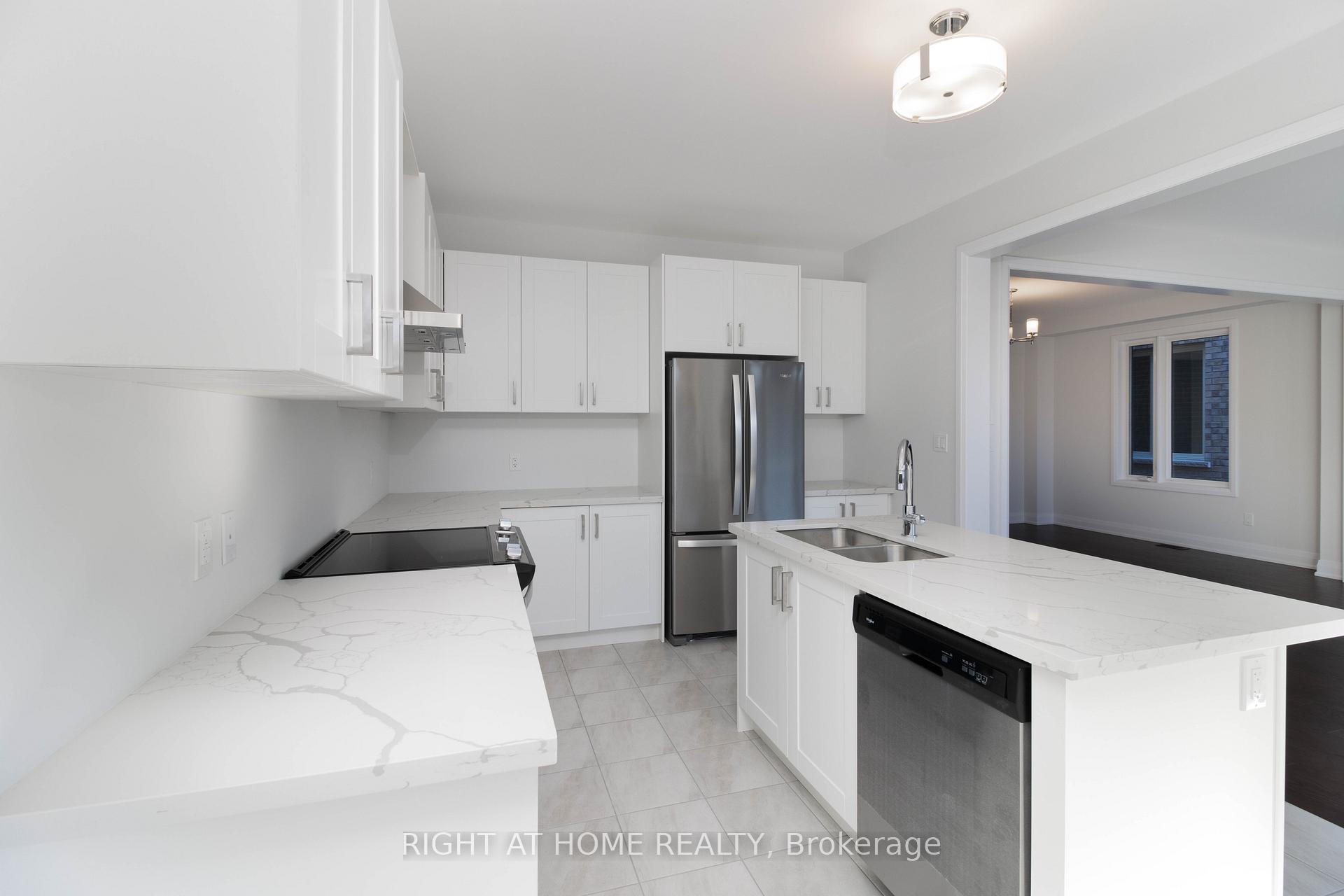 Photo 15 of 6 Periwinkle Road, Springwater, Midhurst — HOMEH