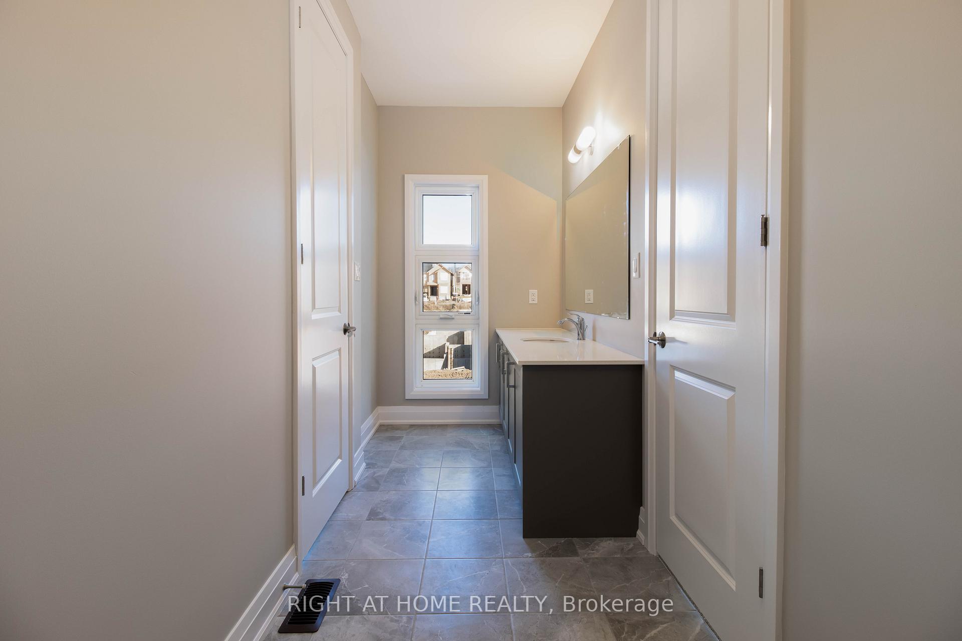 Photo 20 of 6 Periwinkle Road, Springwater, Midhurst — HOMEH