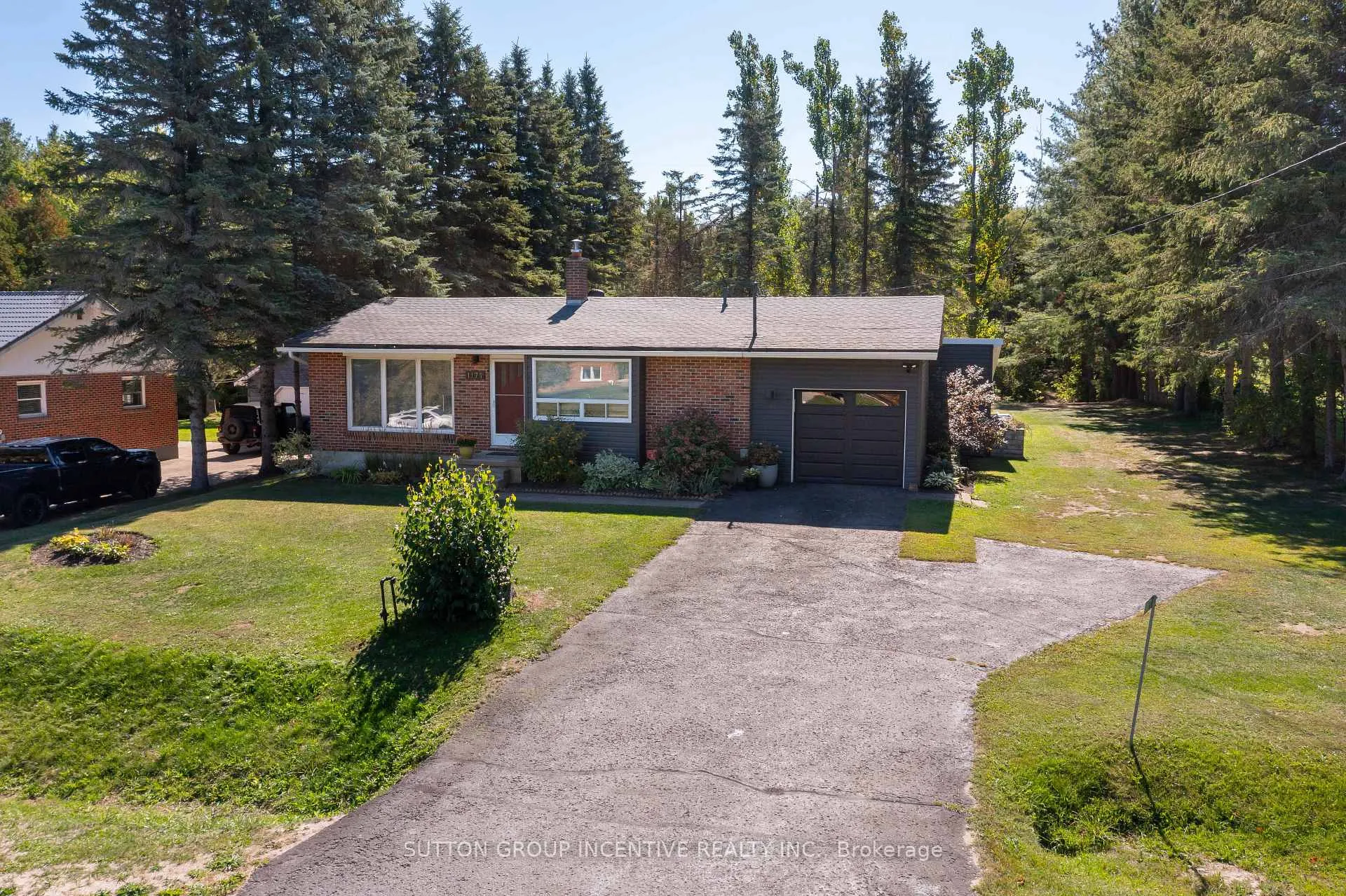 Photo 1 of 1171 Carson Road, Springwater, Midhurst — HOMEH