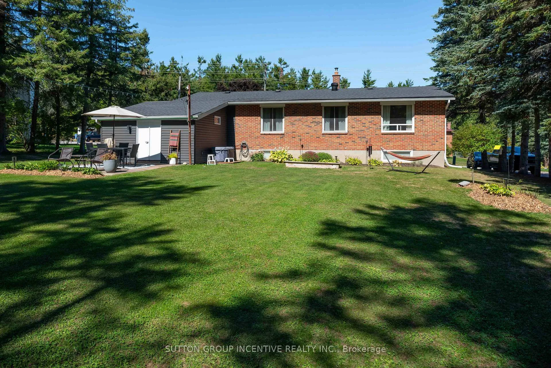 Photo 6 of 1171 Carson Road, Springwater, Midhurst — HOMEH