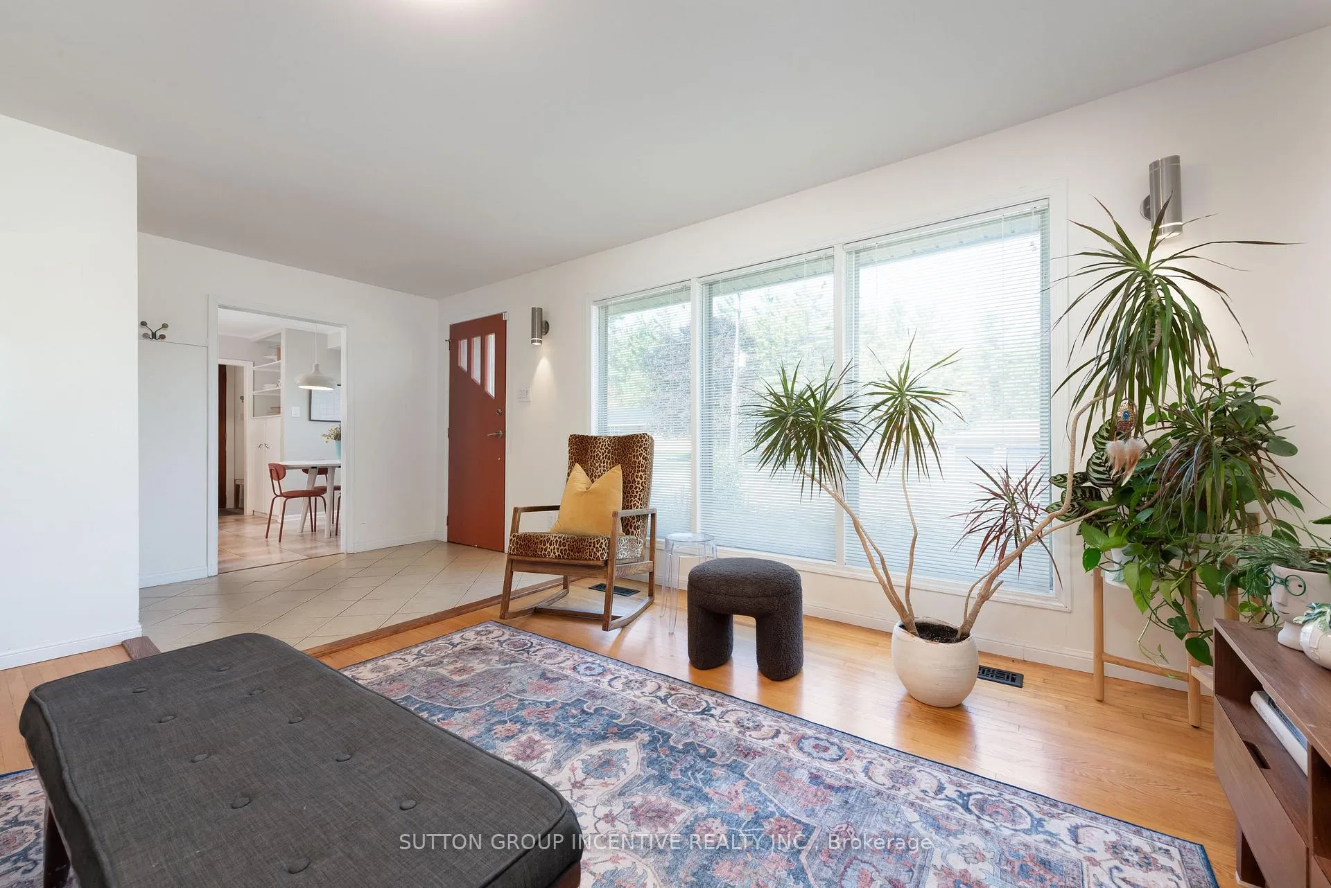 Photo 7 of 1171 Carson Road, Springwater, Midhurst — HOMEH
