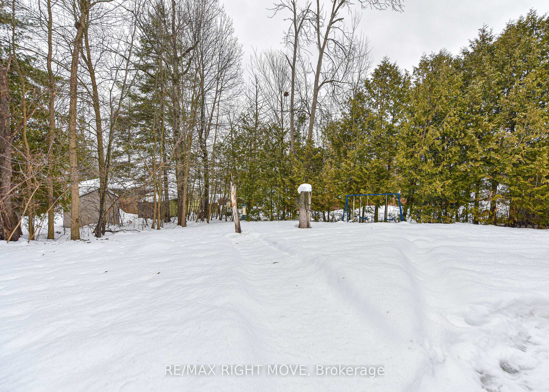 Photo 5 of 3442 Beachview Avenue, Severn, West Shore — HOMEH