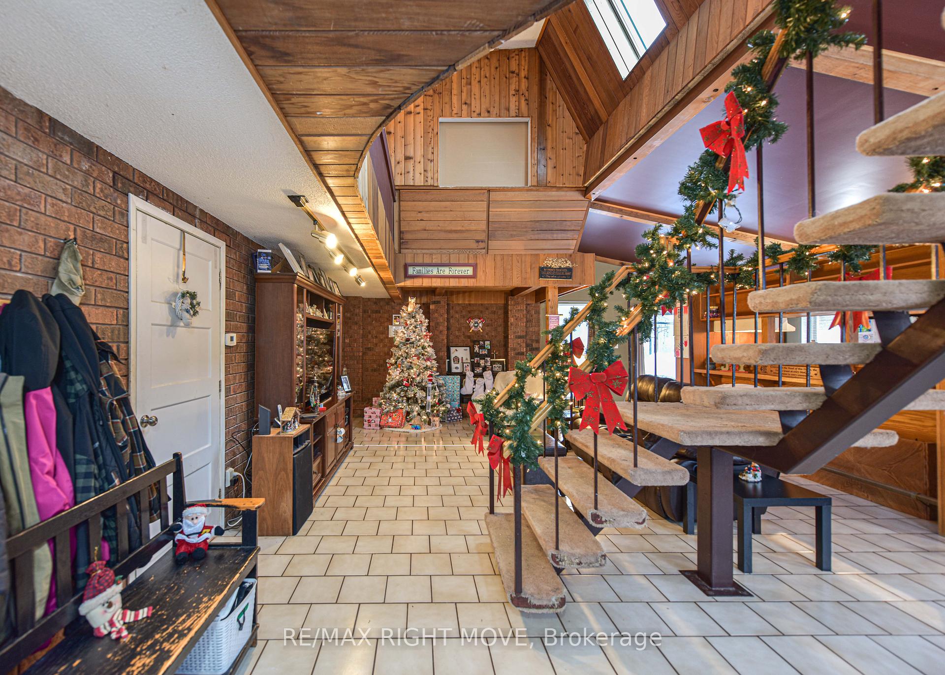 Photo 6 of 3442 Beachview Avenue, Severn, West Shore — HOMEH