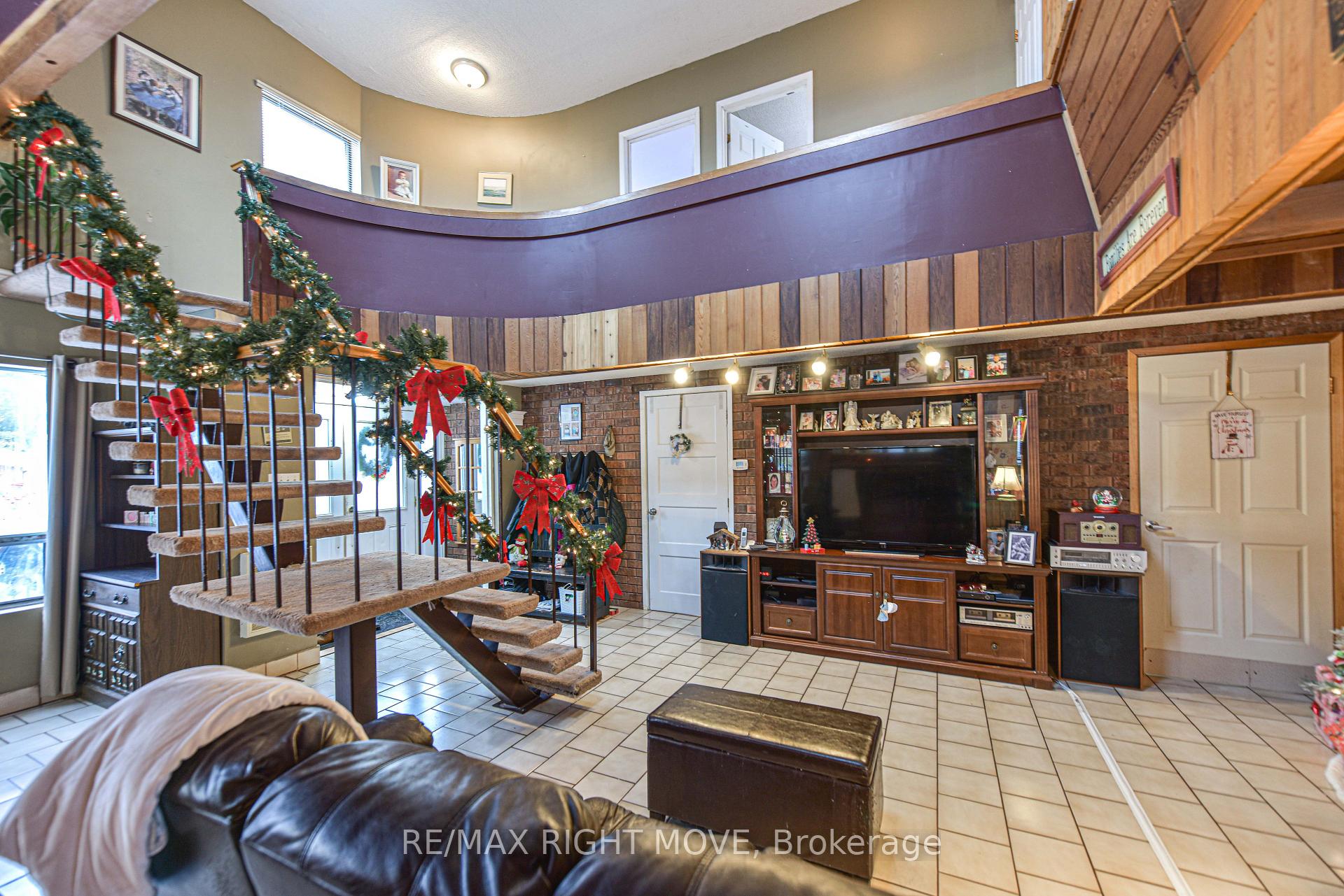 Photo 13 of 3442 Beachview Avenue, Severn, West Shore — HOMEH