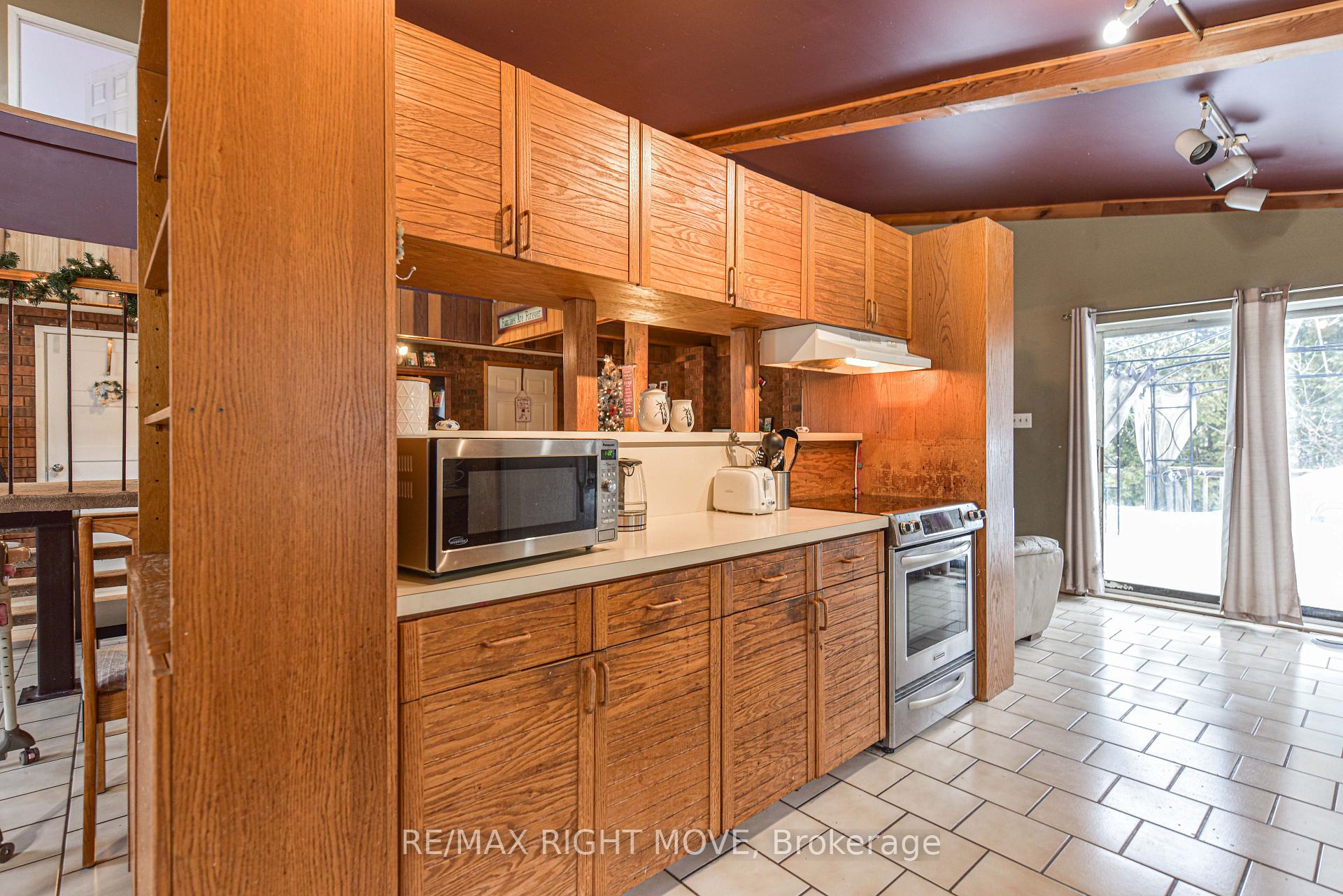 Photo 19 of 3442 Beachview Avenue, Severn, West Shore — HOMEH