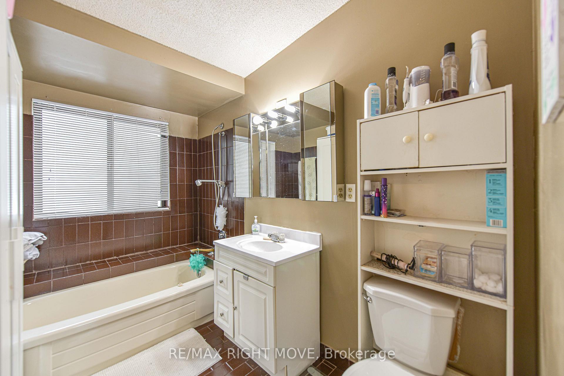 Photo 24 of 3442 Beachview Avenue, Severn, West Shore — HOMEH