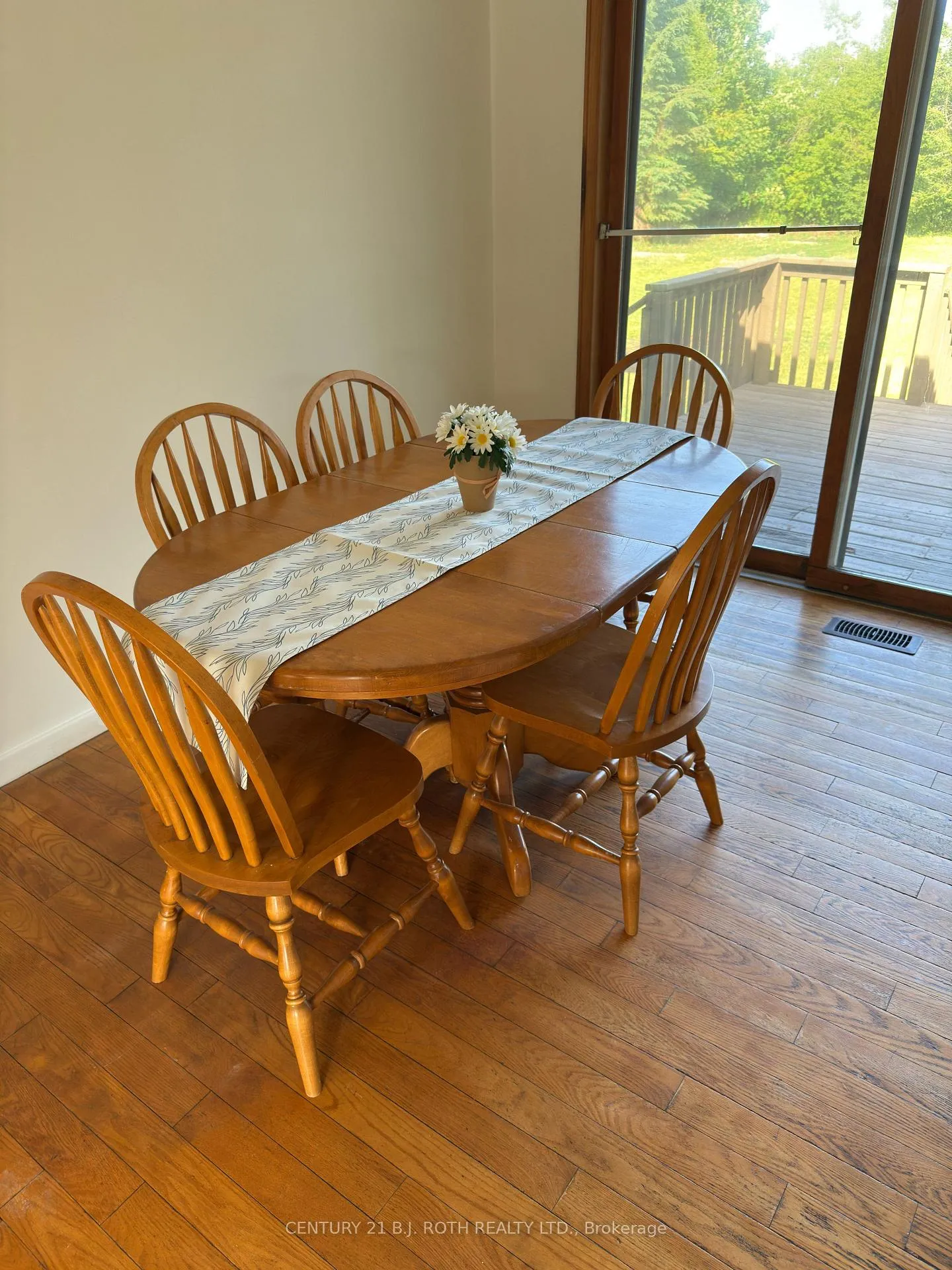 Photo 7 of 19 Finlay Mill Road, Springwater, Midhurst — HOMEH
