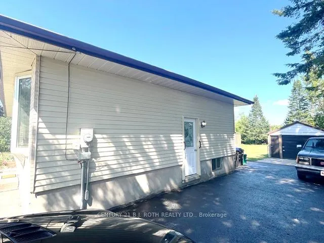 Photo 19 of 19 Finlay Mill Road, Springwater, Midhurst — HOMEH