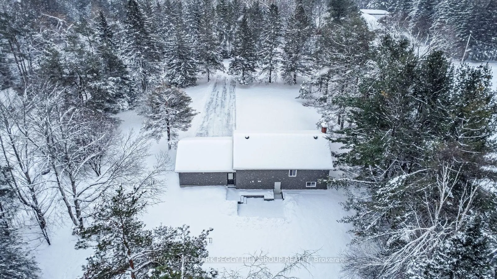 Photo 13 of 16 Hillview Crescent, Springwater, Rural Springwater — HOMEH