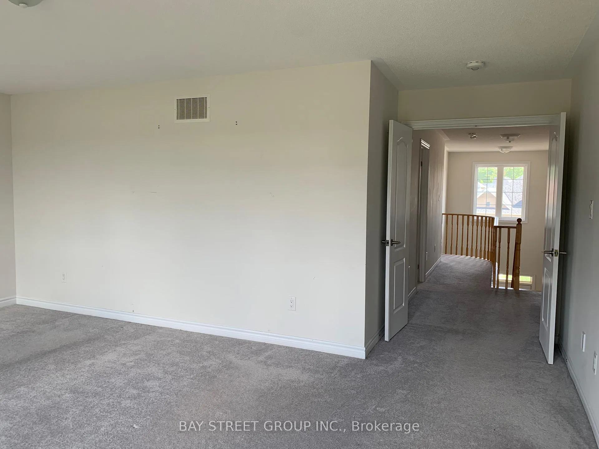 Photo 6 of 97 Redmond Crescent, Springwater, Centre Vespra — HOMEH