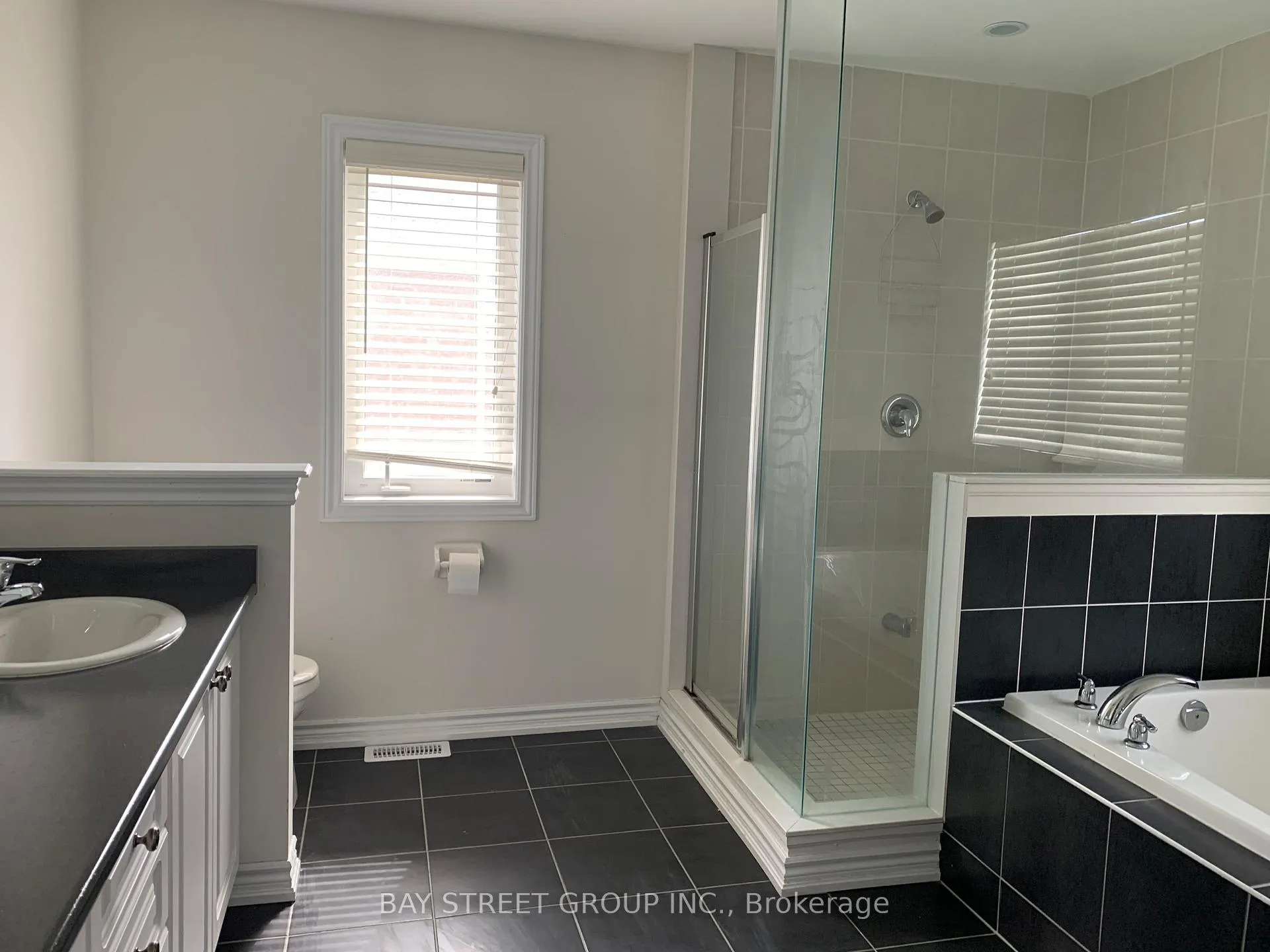 Photo 7 of 97 Redmond Crescent, Springwater, Centre Vespra — HOMEH
