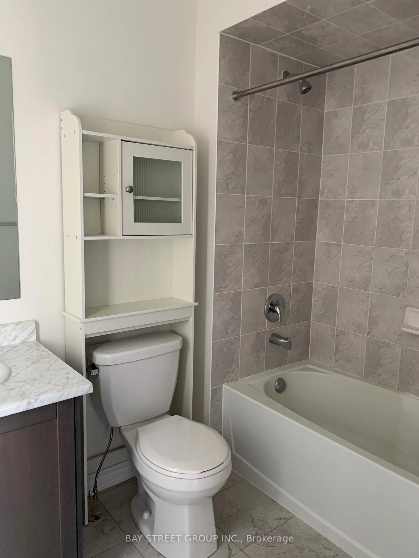 Photo 9 of 97 Redmond Crescent, Springwater, Centre Vespra — HOMEH