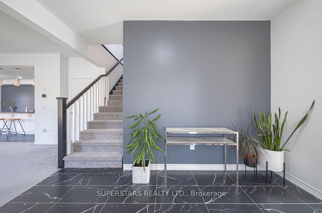 Photo 6 of 1 Sassafras Road, Springwater, Midhurst — HOMEH