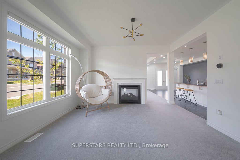 Photo 8 of 1 Sassafras Road, Springwater, Midhurst — HOMEH