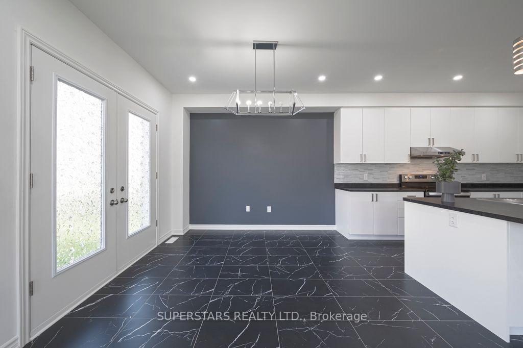 Photo 11 of 1 Sassafras Road, Springwater, Midhurst — HOMEH