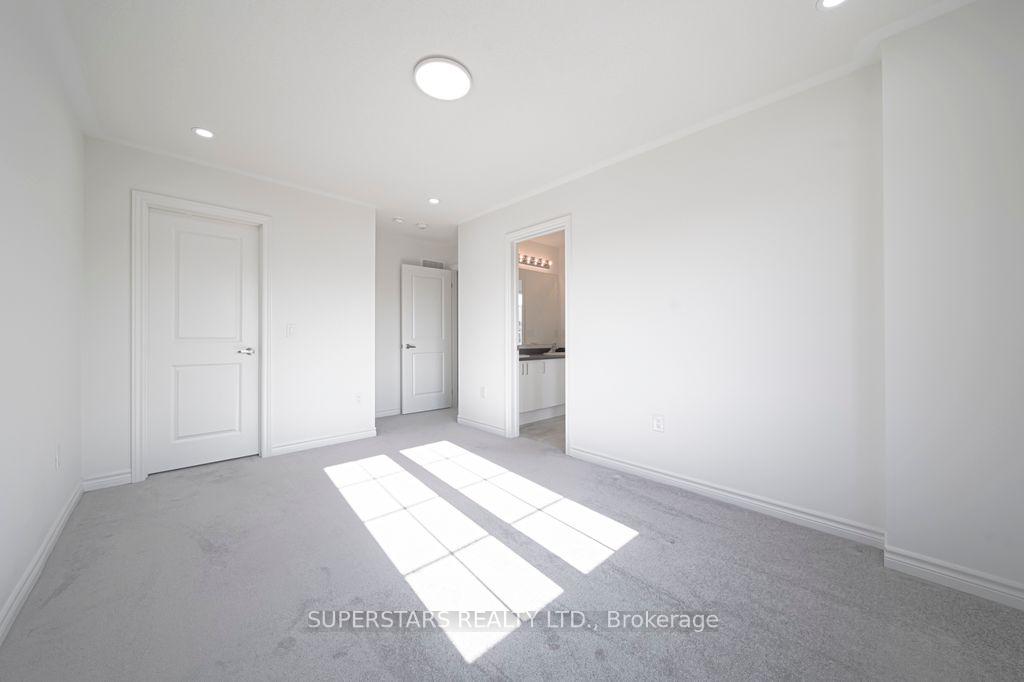 Photo 24 of 1 Sassafras Road, Springwater, Midhurst — HOMEH
