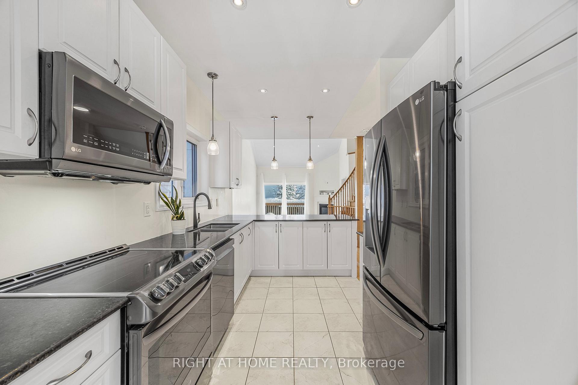 Photo 4 of 3360 Summerhill Way, Severn, West Shore — HOMEH