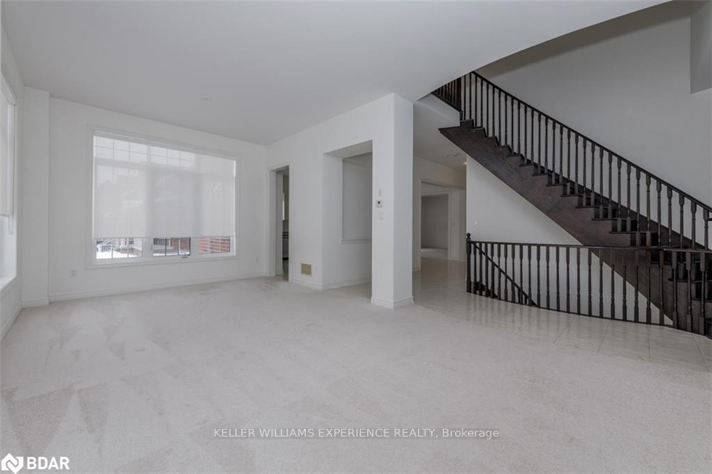 Photo 4 of 23 Mcisaac Drive, Springwater, Centre Vespra — HOMEH