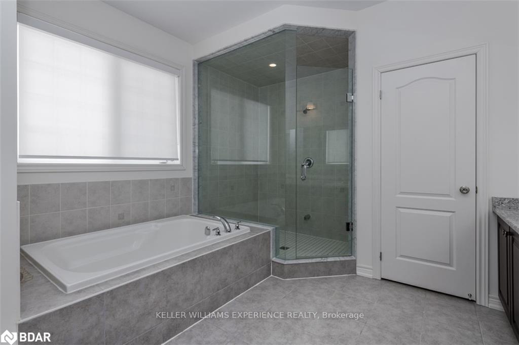Photo 24 of 23 Mcisaac Drive, Springwater, Centre Vespra — HOMEH