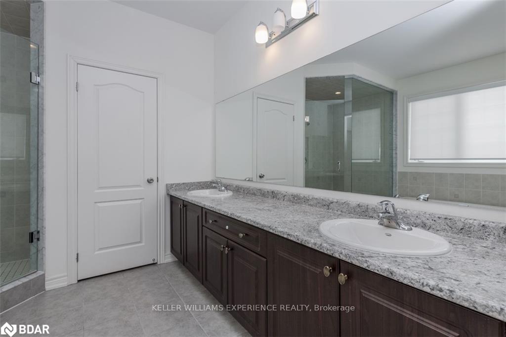 Photo 25 of 23 Mcisaac Drive, Springwater, Centre Vespra — HOMEH
