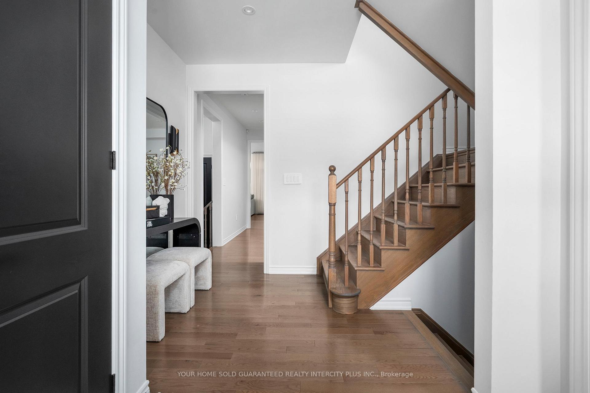 Photo 6 of 60 Sanford Circle, Springwater, Centre Vespra — HOMEH