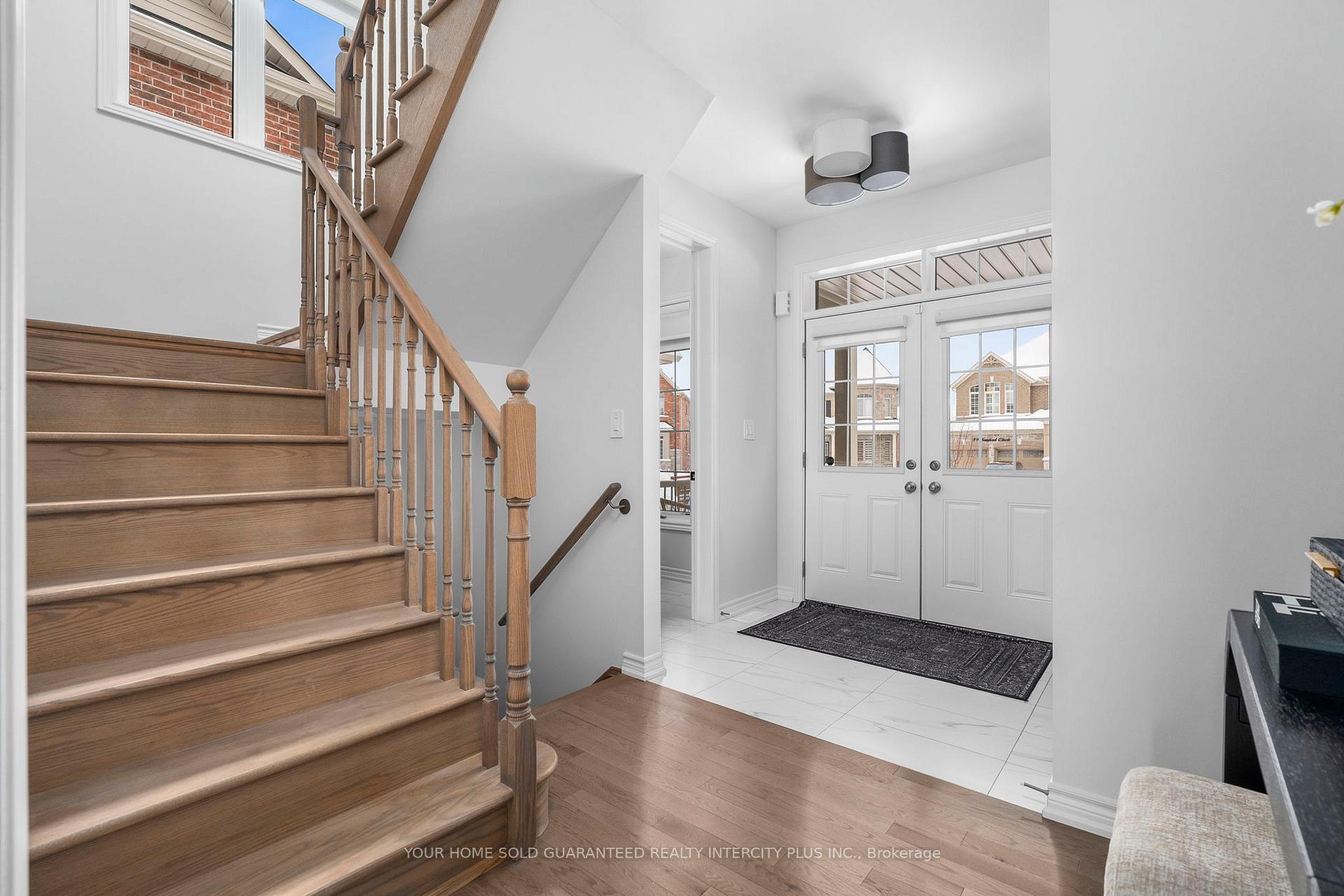 Photo 9 of 60 Sanford Circle, Springwater, Centre Vespra — HOMEH