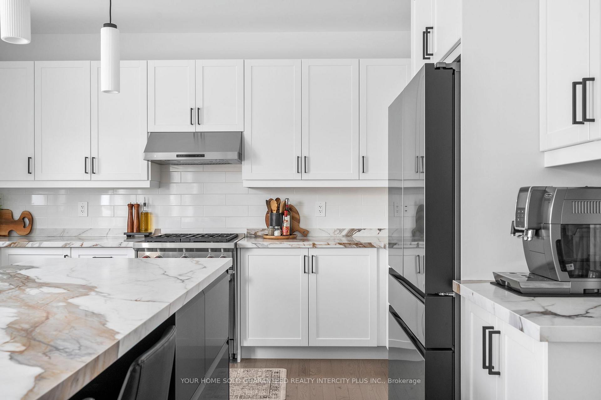 Photo 13 of 60 Sanford Circle, Springwater, Centre Vespra — HOMEH