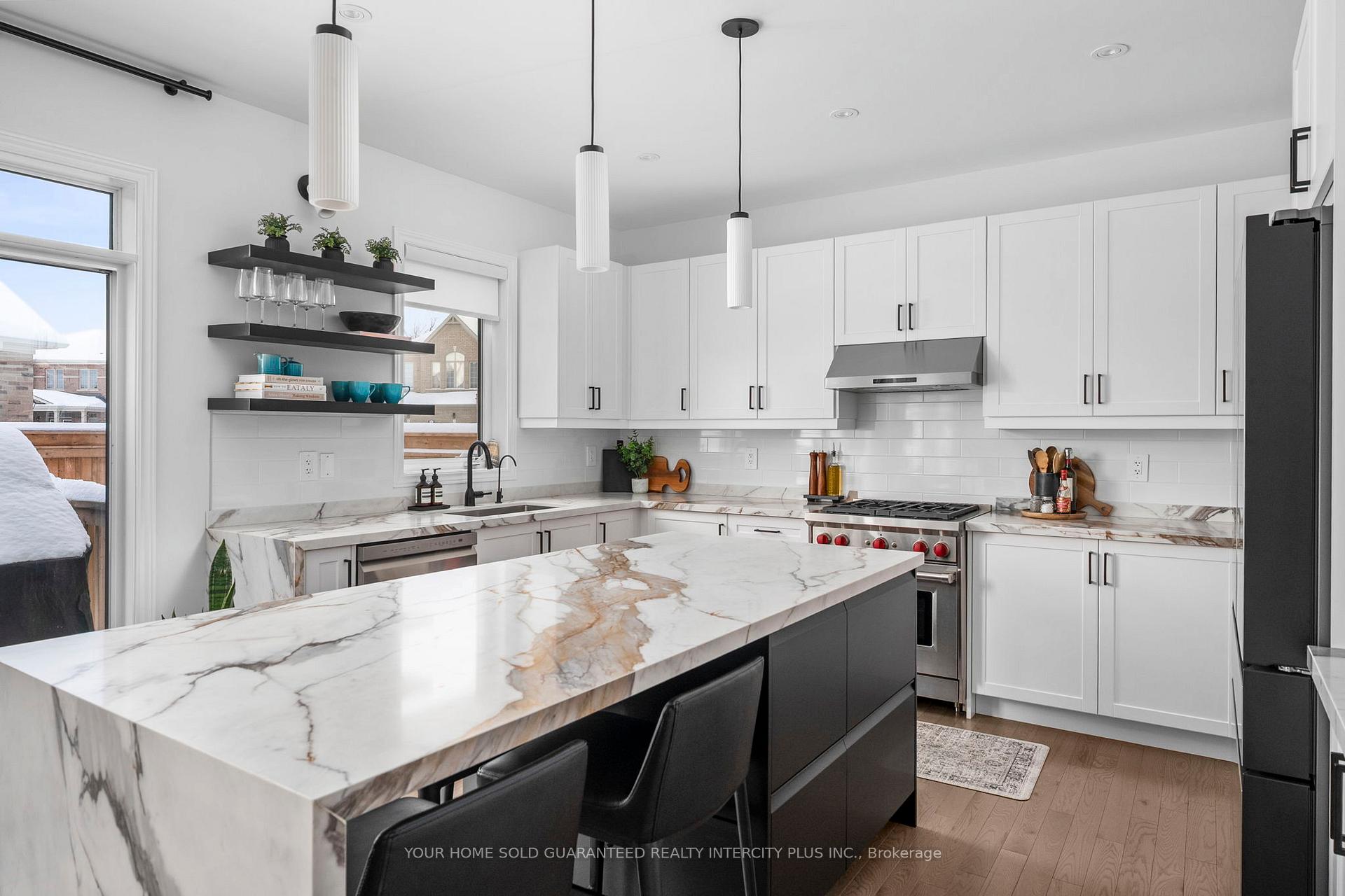 Photo 14 of 60 Sanford Circle, Springwater, Centre Vespra — HOMEH