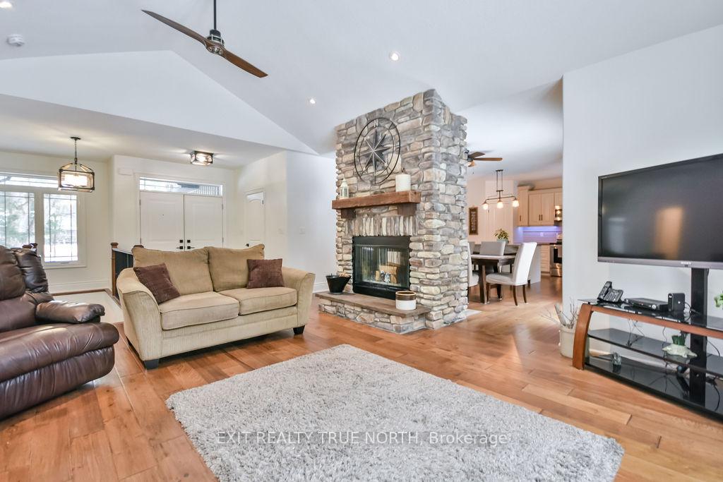 Photo 5 of 22 Marni Lane, Springwater, Rural Springwater — HOMEH