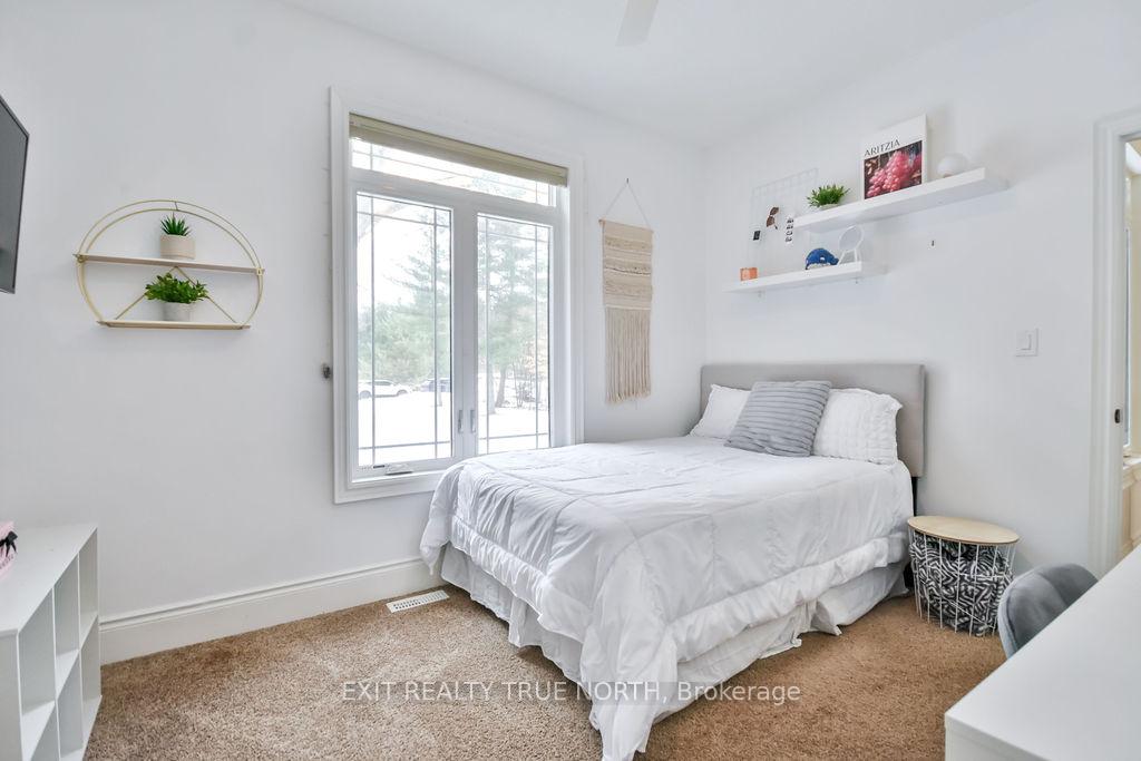 Photo 14 of 22 Marni Lane, Springwater, Rural Springwater — HOMEH