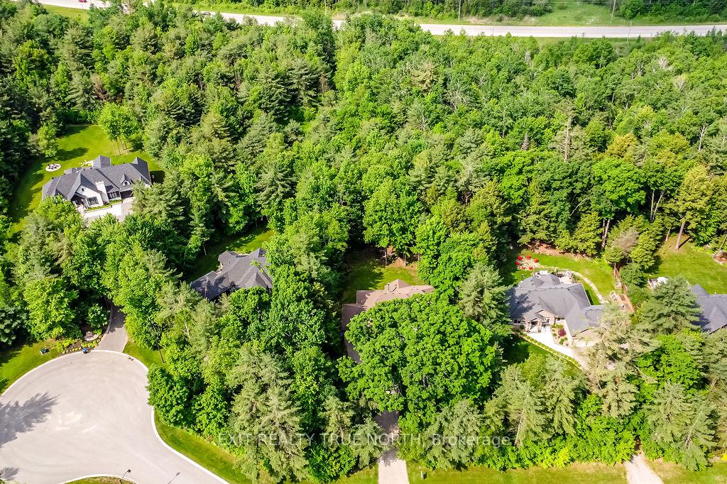 Photo 38 of 22 Marni Lane, Springwater, Rural Springwater — HOMEH