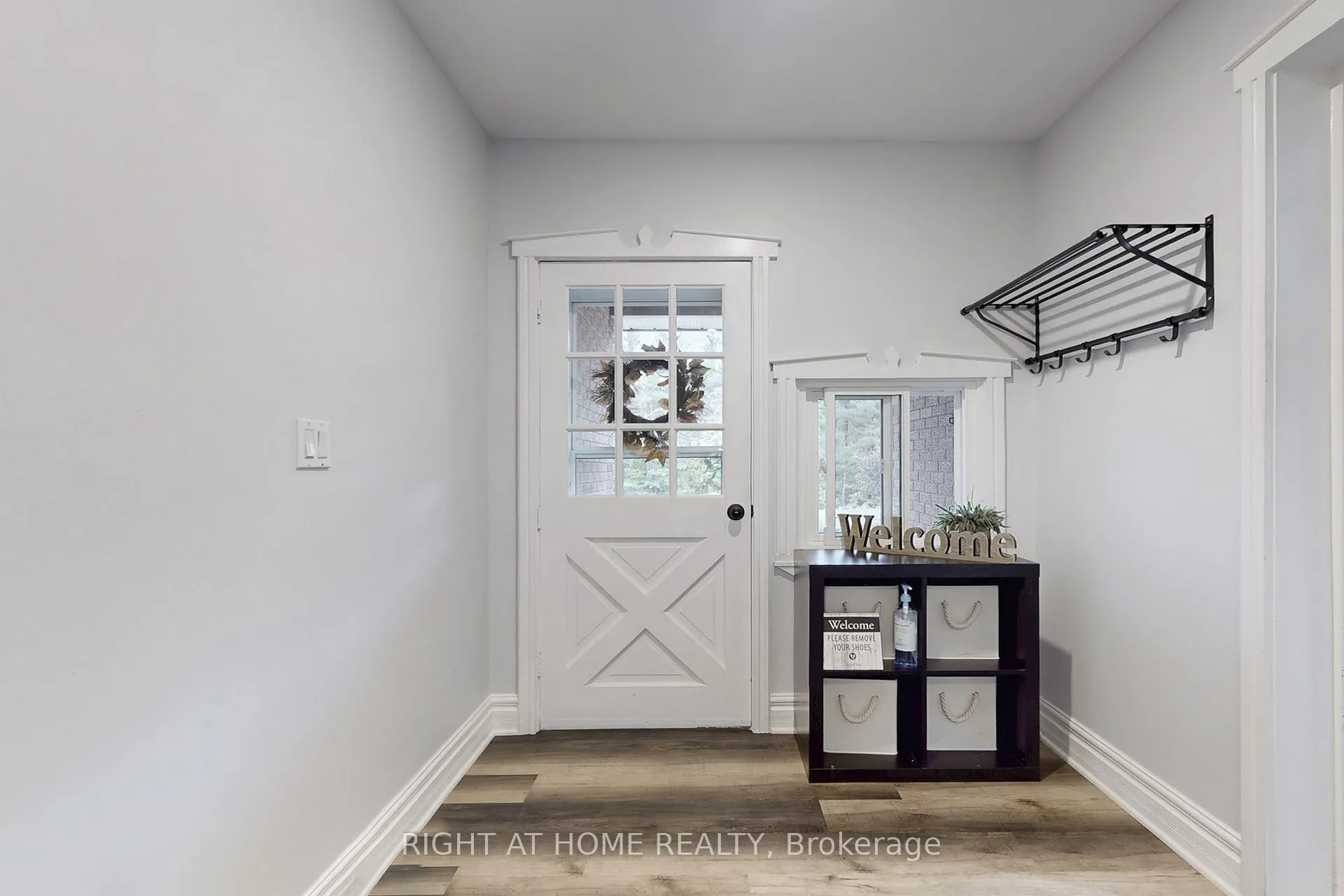 Photo 3 of 1243 Crossland Road, Springwater, Rural Springwater — HOMEH
