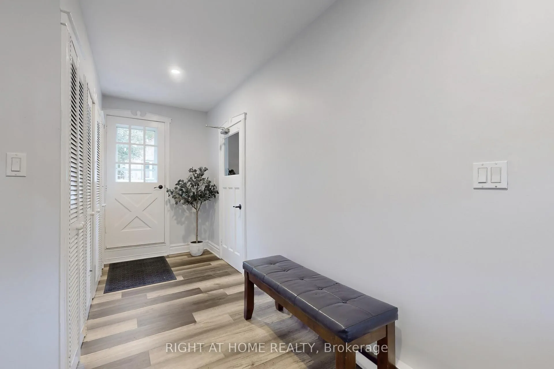 Photo 4 of 1243 Crossland Road, Springwater, Rural Springwater — HOMEH